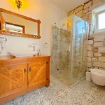 Готель The Fountain